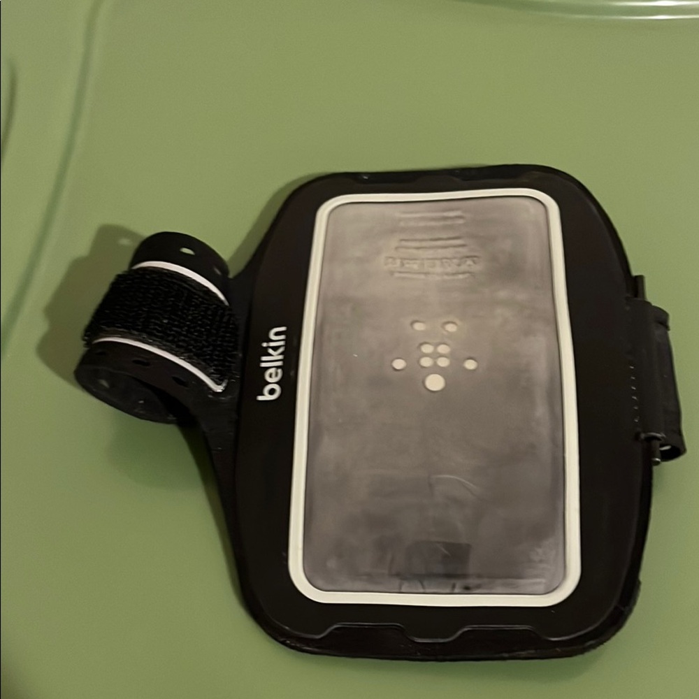 Belkin Black Armband for Phone